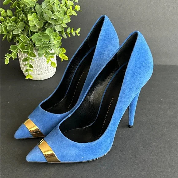 Giuseppe Zanotti Royal Blue Heels with Gold Detail - Picture 3 of 16